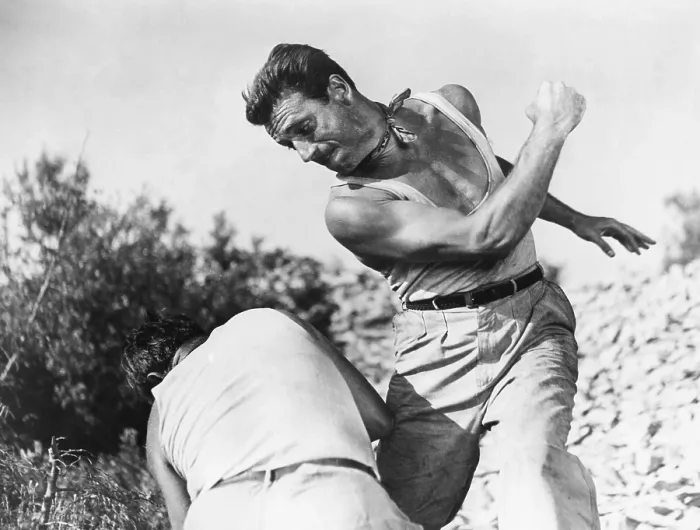 Framed Print : THE WAGES OF FEAR, (aka LE SALAIRE DE LA PEUR), Yves Montand, 1953