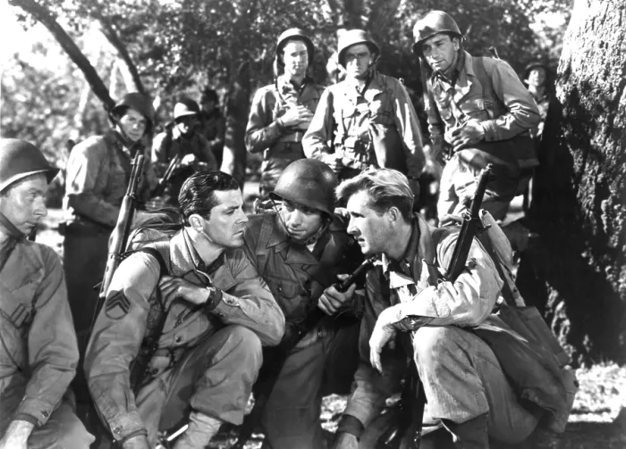 Framed Print : A WALK IN THE SUN, Norman Lloyd, Dana Andrews, Herbert Rudley, Lloyd Bridges, Richard Conte, 1945