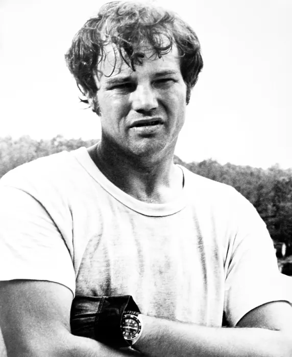 Framed Print : WALKING TALL, Joe Don Baker, 1973