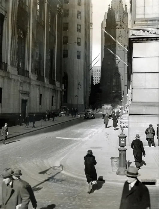 Framed Print : Wall Street on March 10, 1933 during the New Deal Bank Holiday