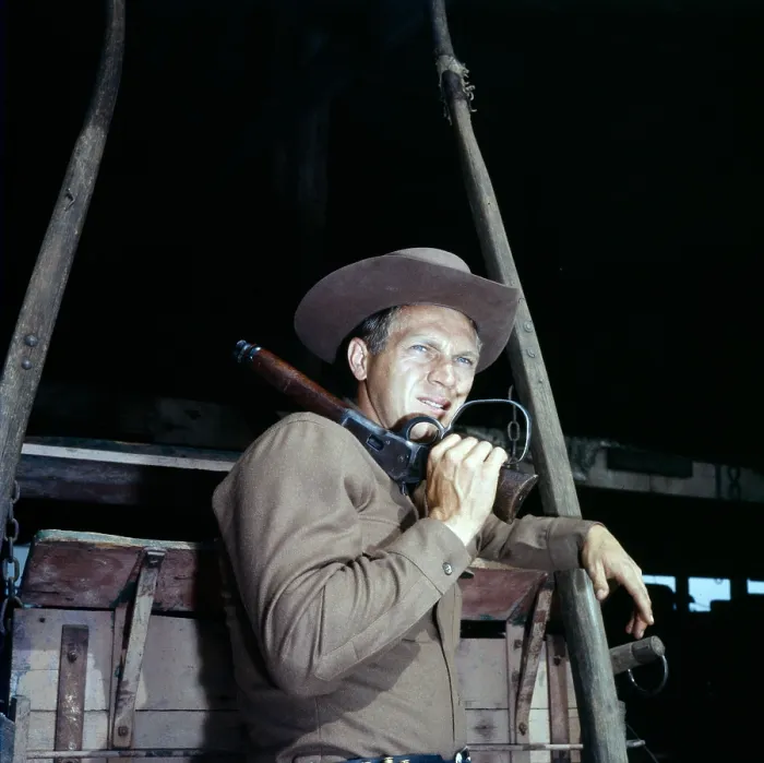 Framed Print : WANTED: DEAD OR ALIVE, Steve McQueen, on set, (Season 1, 1959), 1958-61