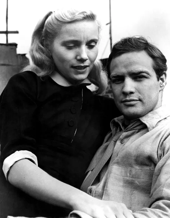 Framed Print : ON THE WATERFRONT, Eva Marie Saint, Marlon Brando, 1954