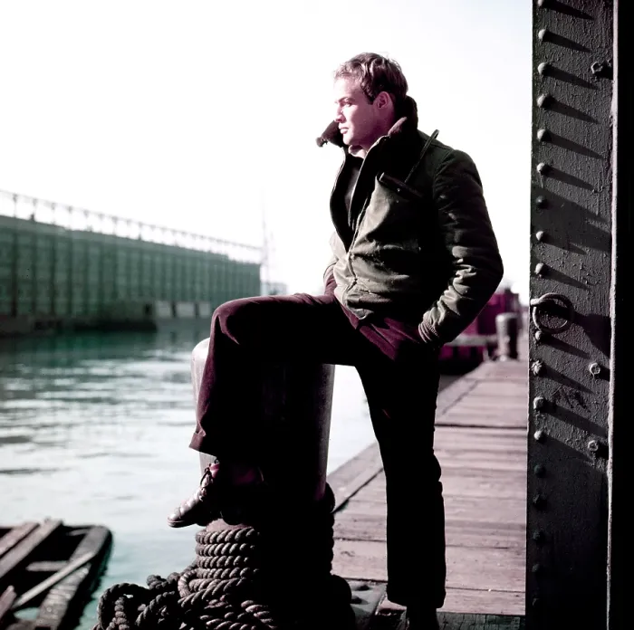 Framed Print : ON THE WATERFRONT, Marlon Brando, 1954