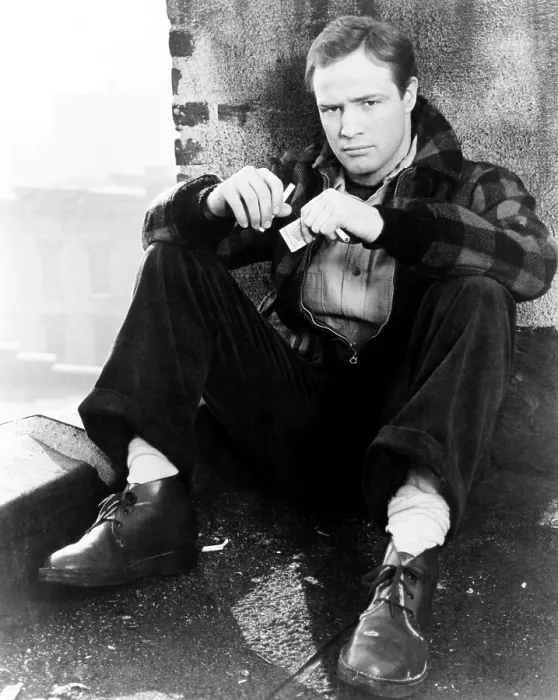 Framed Print : ON THE WATERFRONT, Marlon Brando, 1954