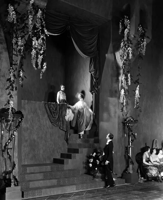 Framed Print : WAY DOWN EAST, Lillian Gish (on staircase), Lowell Sherman (below), 1920 Framed Print : WAY DOWN EAST, Lillian Gish (on staircase), Lowell Sherman (below), 1920