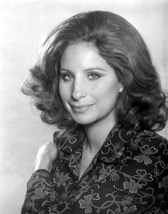 Framed Print : THE WAY WE WERE, Barbra Streisand, 1973