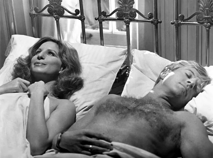 Framed Print : THE WAY WE WERE, Barbra Streisand, Robert Redford, 1973