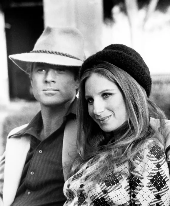 Framed Print : THE WAY WE WERE, from left, Robert Redford, Barbra Streisand, 1973