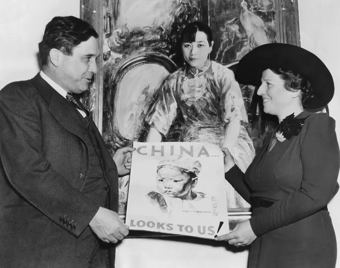 Framed Print : Wendell Willkie, Director of United China Relief with Pearl Buck. They present the poster to be used in a drive for $5 million for Chinese relief. (CSU_2015_8_474) Framed Print : Wendell Willkie, Director of United China Relief with Pearl Buck. They present the poster to be used in a drive for $5 million for Chinese relief. (CSU_2015_8_474)
