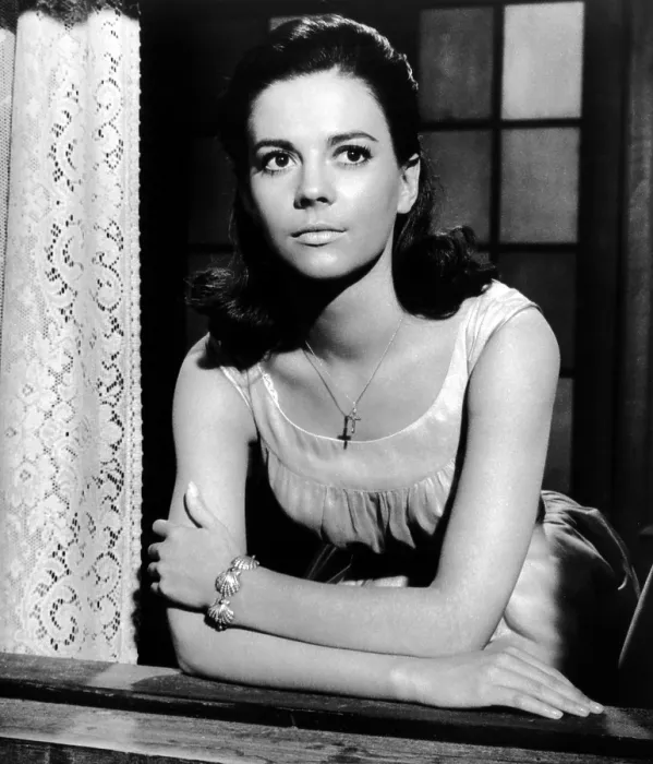 Framed Print : WEST SIDE STORY, Natalie Wood, 1961 Framed Print : WEST SIDE STORY, Natalie Wood, 1961
