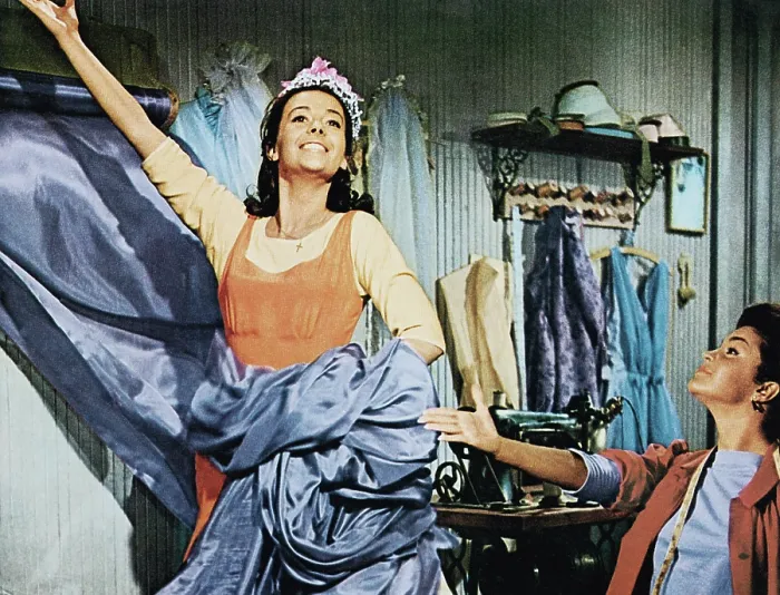 Framed Print : WEST SIDE STORY, Natalie Wood (left), 1961