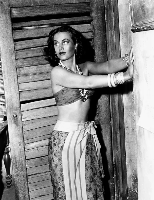 Framed Print : WHITE CARGO, Hedy Lamarr, 1942 Framed Print : WHITE CARGO, Hedy Lamarr, 1942