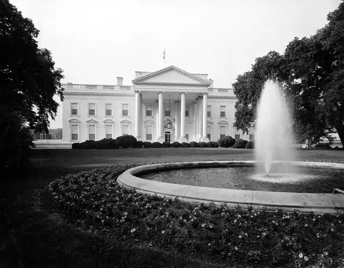 Framed Print : White House, Washington, D.C. 1970s.. Courtesy: CSU Archives  /  Everett Collection