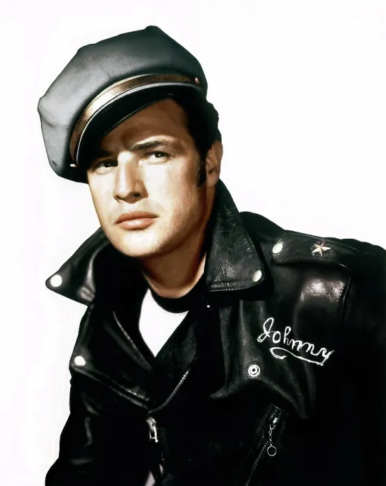 Framed Print : THE WILD ONE, Marlon Brando, 1954 Framed Print : THE WILD ONE, Marlon Brando, 1954