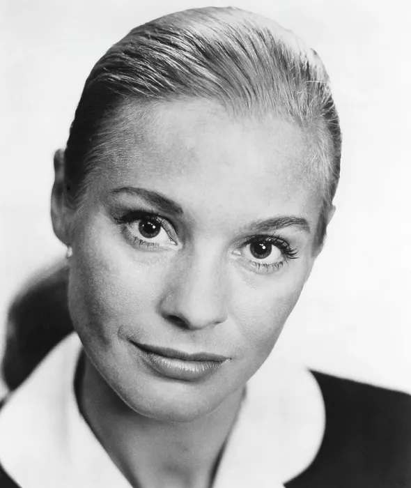 Framed Print : WILD STRAWBERRIES, (aka SMULTRONSTALLET), Ingrid Thulin, 1957 Framed Print : WILD STRAWBERRIES, (aka SMULTRONSTALLET), Ingrid Thulin, 1957