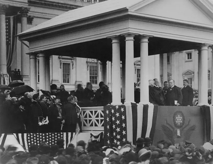Framed Print : William McKinley takes the oath of office from Chief Justice Melville Fuller, March 4, 1901. Vice President Theodore Roosevelt is in the background (BSLOC_2016_14_149)