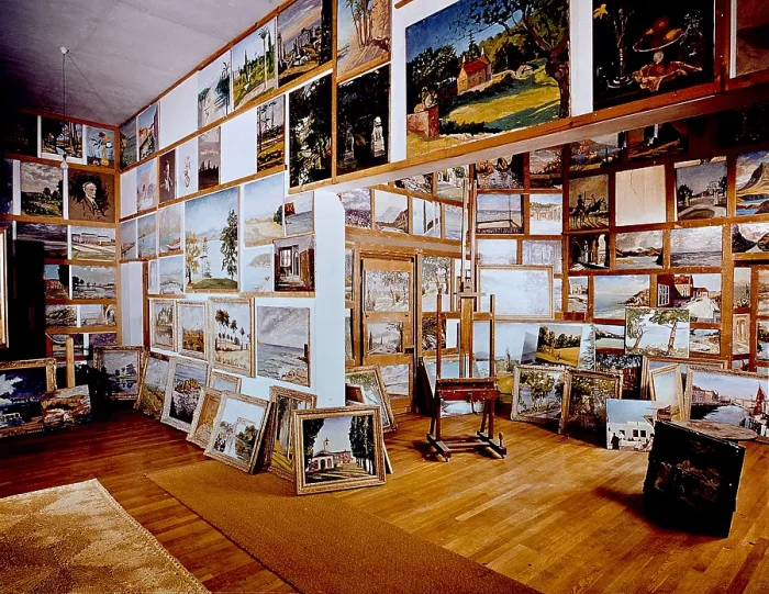 Framed Print : Winston Churchill's painting studio at his country home at Chartwell, Westerham, Kent, 1960s. Churchill constructed a studio at Chartwell in the 1930s. (BSLOC_2021_7_22) Framed Print : Winston Churchill's painting studio at his country home at Chartwell, Westerham, Kent, 1960s. Churchill constructed a studio at Chartwell in the 1930s. (BSLOC_2021_7_22)
