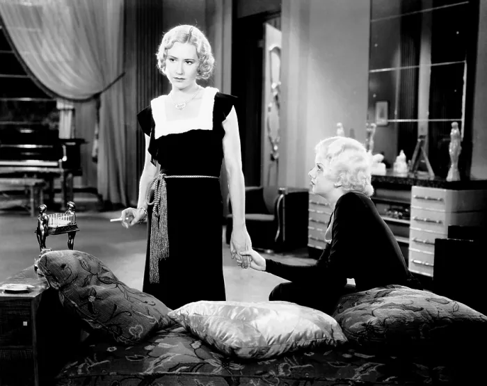 Framed Print : THREE WISE GIRLS, from left, Mae Clarke, Jean Harlow, 1932