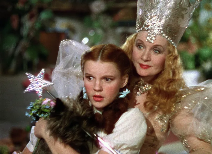 Framed Print : THE WIZARD OF OZ, from left: Judy Garland, Billie Burke, 1939