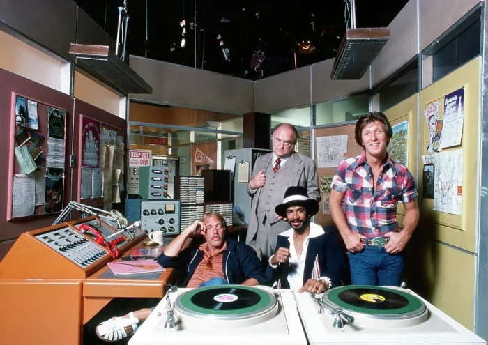 Framed Print : WKRP IN CINCINNATI, (clockwise from upper left) Gordon Jump, Gary Sandy, Tim Reid, Howard Hesseman, 1978-1982 Framed Print : WKRP IN CINCINNATI, (clockwise from upper left) Gordon Jump, Gary Sandy, Tim Reid, Howard Hesseman, 1978-1982