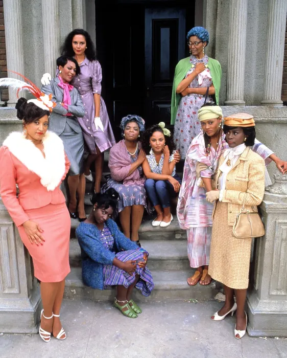 Framed Print : WOMEN OF BREWSTER PLACE, Jackee, Paula Kelly, Lonette McKee, Phyllis Yvonne Stickney, Oprah Winfrey, Lynn Whitfield, Olivia Cole, Robin Givens, Cicely Tyson, 1989