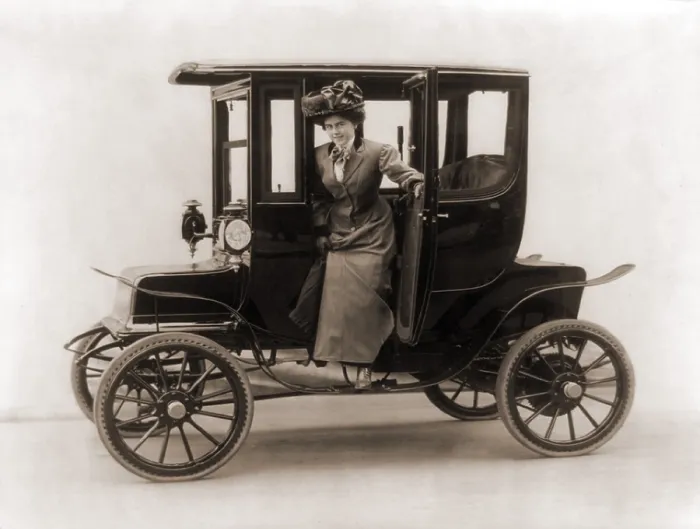 Framed Print : Women steps from an electric car. 1908 Framed Print : Women steps from an electric car. 1908
