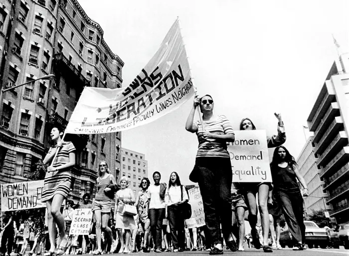 Framed Print : Women's Liberation March, Washington, D.C. 08-26-70. Courtesy: CSU Archives  /  Everett Collection