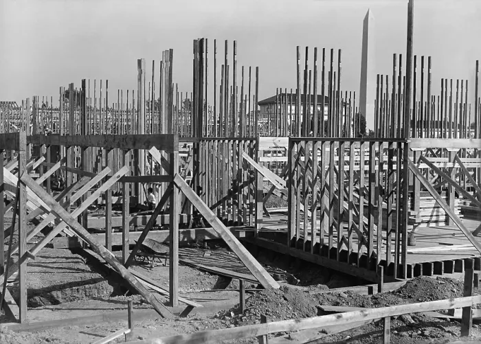 Framed Print : Wood frame construction of the Counsel of National Defense Headquarters in Washington, D.C. in 1917