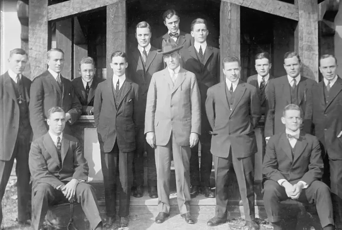 Framed Print : Woodrow Wiilson with Princeton University students. 1913