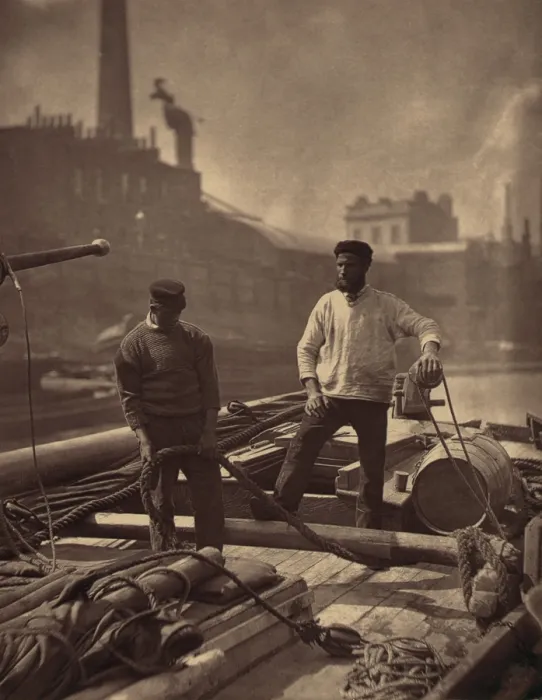 Framed Print : WORKERS ON THE SILENT HIGHWAY 1877 by John J. Thomson 1837-1921 shows two workmen on a barge on the Thames River England Framed Print : WORKERS ON THE SILENT HIGHWAY 1877 by John J. Thomson 1837-1921 shows two workmen on a barge on the Thames River England