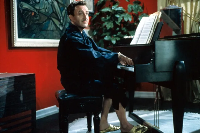 Framed Print : THE WORLD OF HENRY ORIENT, Peter Sellers, 1964