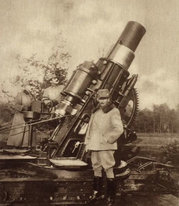 Framed Print : World War 1. Austrian 30.5 centimeter gun, designed shortly before World War 1, to defeat the strongest fortification, such as those at Liege, Belgium. 1914-18