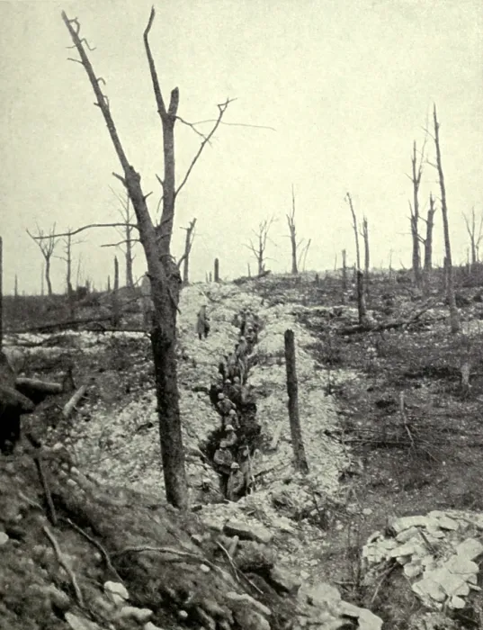 Framed Print : World War 1: Battle of Verdun. Entrenched French troops of the Mangin Division in the recaptured but blasted Caillette Wood. June 1916. (BSLOC_2013_1_103)