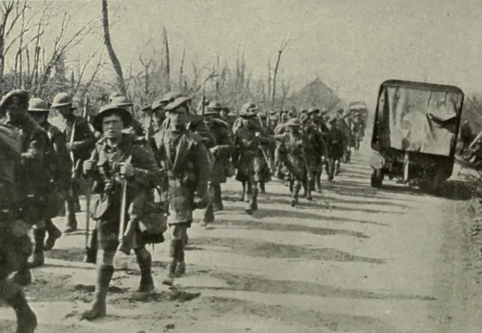 Framed Print : World War 1. British troops in retreat during the March 1918 German offensive code Named Operation Michael