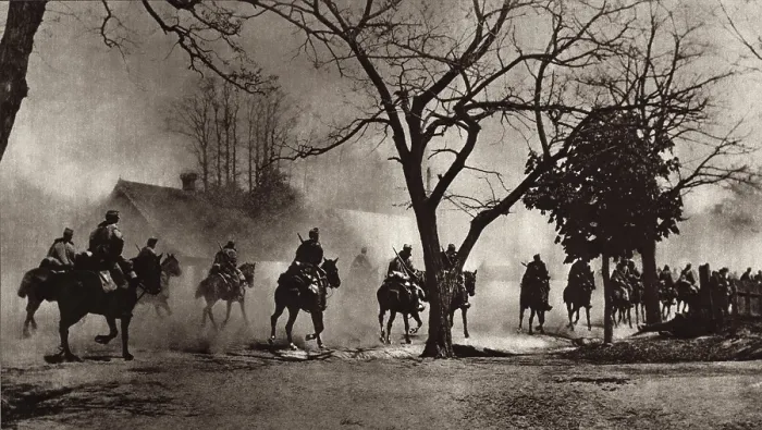 Framed Print : World War 1. Cavalry was important on the vast expanse of the Russian Steppes