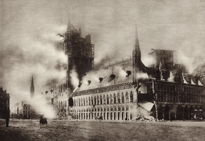 Framed Print : World War 1. The medieval Cloth Hall of Ypres, Belgium, in flames from artillery fired by the Germans during the First Battle of Ypres. November 1914