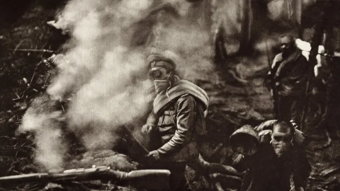 Framed Print : World War 1. Russian trench near Baronvitsky at the moment when it is flooded by the Germans with asphyxiating gas. Ca. 1915 Framed Print : World War 1. Russian trench near Baronvitsky at the moment when it is flooded by the Germans with asphyxiating gas. Ca. 1915