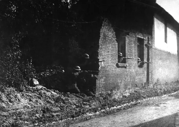 Framed Print : World War I American sharpshooters fire from shelter behind a brick wall. 28th Infantry, Bonvillers, France. May 22, 1918 Framed Print : World War I American sharpshooters fire from shelter behind a brick wall. 28th Infantry, Bonvillers, France. May 22, 1918