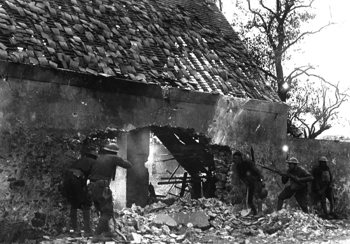 Framed Print : World War I American snipers of the 166th Infantry, shooting at Germans on the outer edge of town. Villers sur Fere, France. July 30, 1918