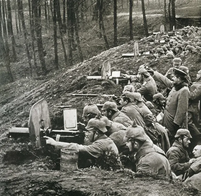 Framed Print : World War I. German army infantry troops positioned in a trench at the beginning of the conflict. AISA / Everett Collection**US SALES ONLY**