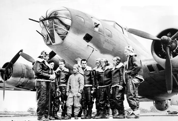 Framed Print : World War II: American soldiers at a bomber command station in England before taking off on a bombing mission, August, 1942.. Courtesy: CSU Archives  /  Everett Collection