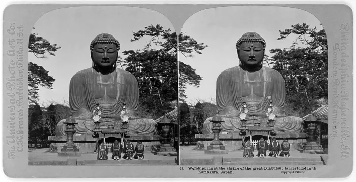 Framed Print : Worshippers at shrine of the great Diabutsu, Kamakura, Japan, c. 1902