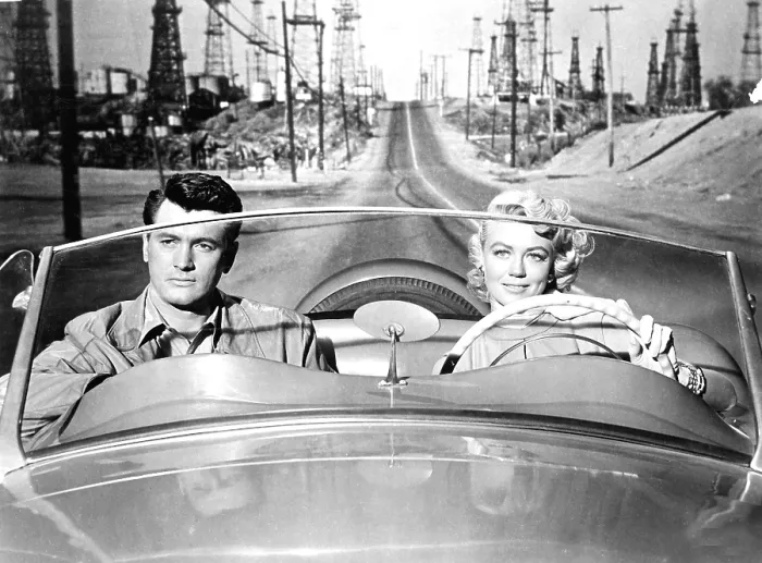 Framed Print : WRITTEN ON THE WIND, Rock Hudson, Dorothy Malone, 1956