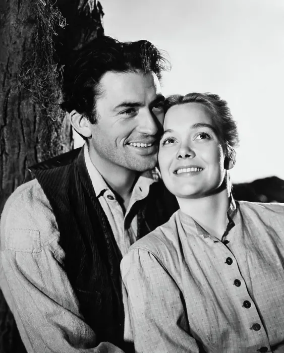 Framed Print : THE YEARLING, from left: Gregory Peck, Jane Wyman, 1946 Framed Print : THE YEARLING, from left: Gregory Peck, Jane Wyman, 1946