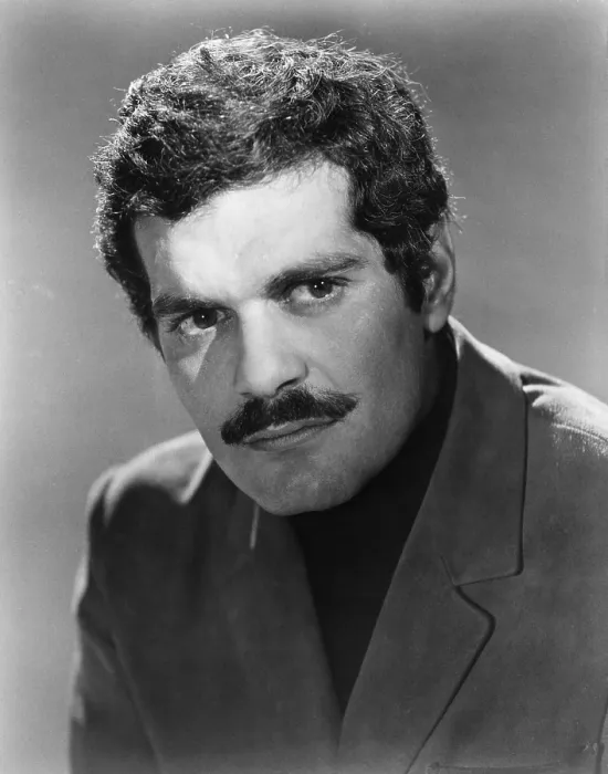 Framed Print : THE YELLOW ROLLS-ROYCE, Omar Sharif, 1964 Framed Print : THE YELLOW ROLLS-ROYCE, Omar Sharif, 1964