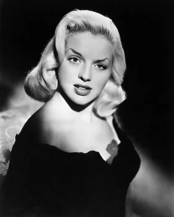 Framed Print : YIELD TO THE NIGHT, (aka BLONDE SINNER), Diana Dors, 1956 Framed Print : YIELD TO THE NIGHT, (aka BLONDE SINNER), Diana Dors, 1956