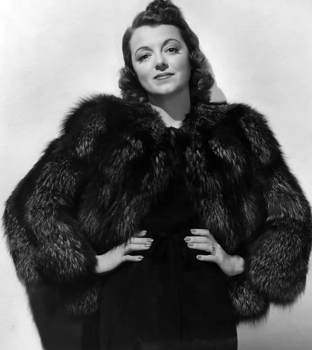 Framed Print : THE YOUNG IN HEART, Janet Gaynor, 1938 Framed Print : THE YOUNG IN HEART, Janet Gaynor, 1938