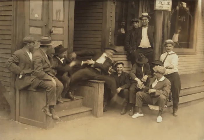 Framed Print : Young men hanging around a saloon in Chicopee Falls, Massachusetts, June 29, 1916 Framed Print : Young men hanging around a saloon in Chicopee Falls, Massachusetts, June 29, 1916