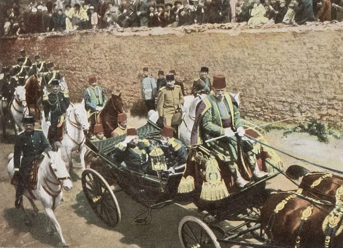 Framed Print : Young Turk leader, Enver Pasha, follows directly behind the carriage of Ottoman Sultan Mehmed V Framed Print : Young Turk leader, Enver Pasha, follows directly behind the carriage of Ottoman Sultan Mehmed V