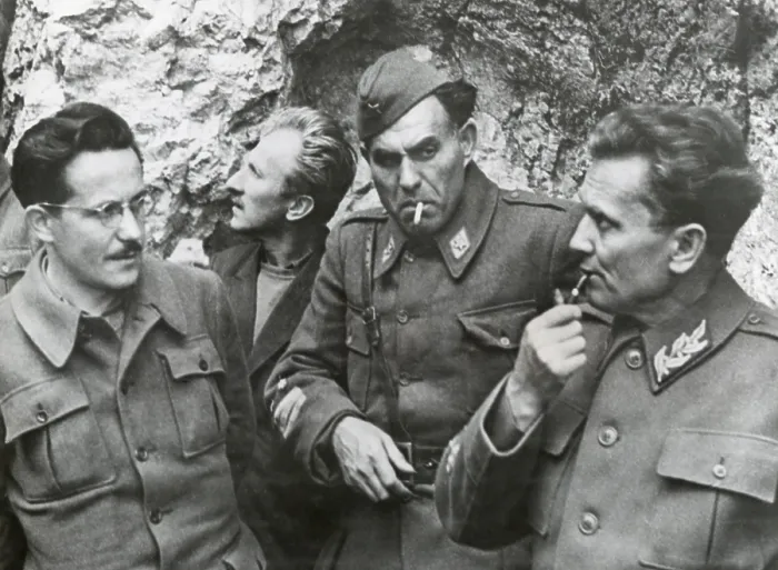 Framed Print : Yugoslav partisan Marshall Tito with two of his staff, Kvard Kardelt (L) and Gen. Sreten Zujevich. May 1944, at his remote mountain headquarters. (BSLOC_2015_13_34)